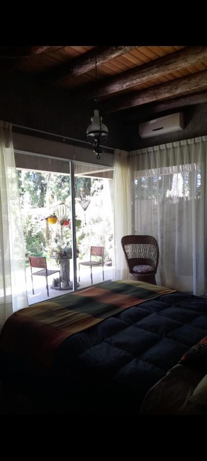 Casa Los Cerezos En Chacras De Coria Esterno foto